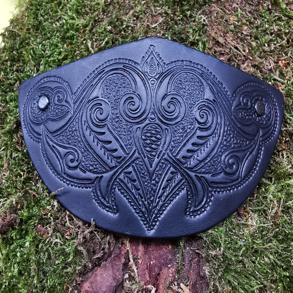 geprägte Leder-Haarspange keltisch