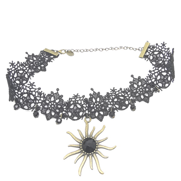 schwarzer Choker Sonne