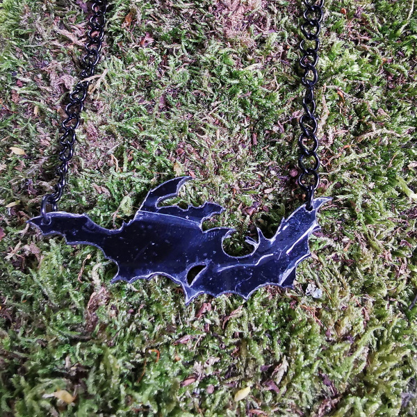 Fledermaus Halskette in Schwarz